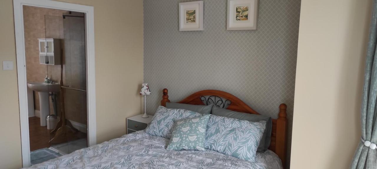 Padua House Holiday Home In The Centre Of Bundoran And 2 Mins Walk To The Beach エクステリア 写真