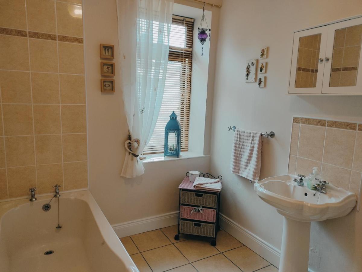 Padua House Holiday Home In The Centre Of Bundoran And 2 Mins Walk To The Beach エクステリア 写真