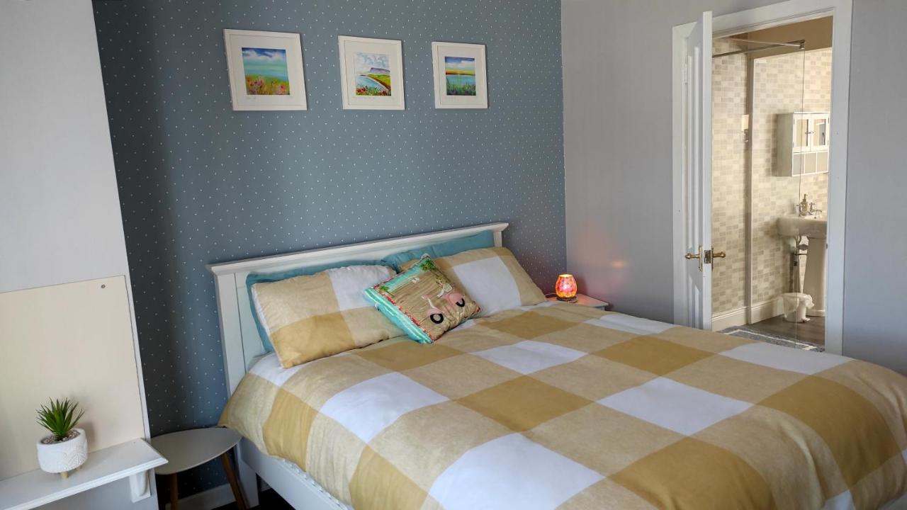 Padua House Holiday Home In The Centre Of Bundoran And 2 Mins Walk To The Beach エクステリア 写真